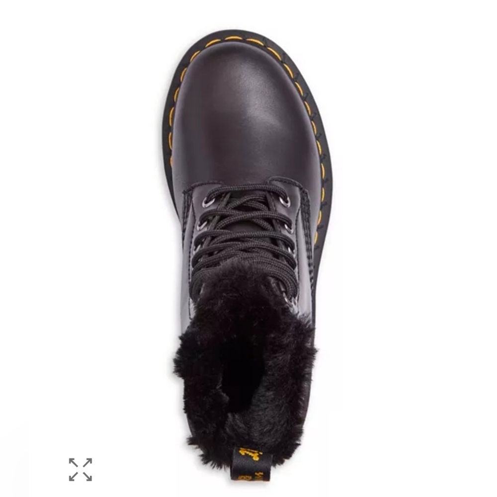 Dr. Martens Women's Serena Faux Fur Lined Black Learger Boots US Size 7 - Picture 2 of 16